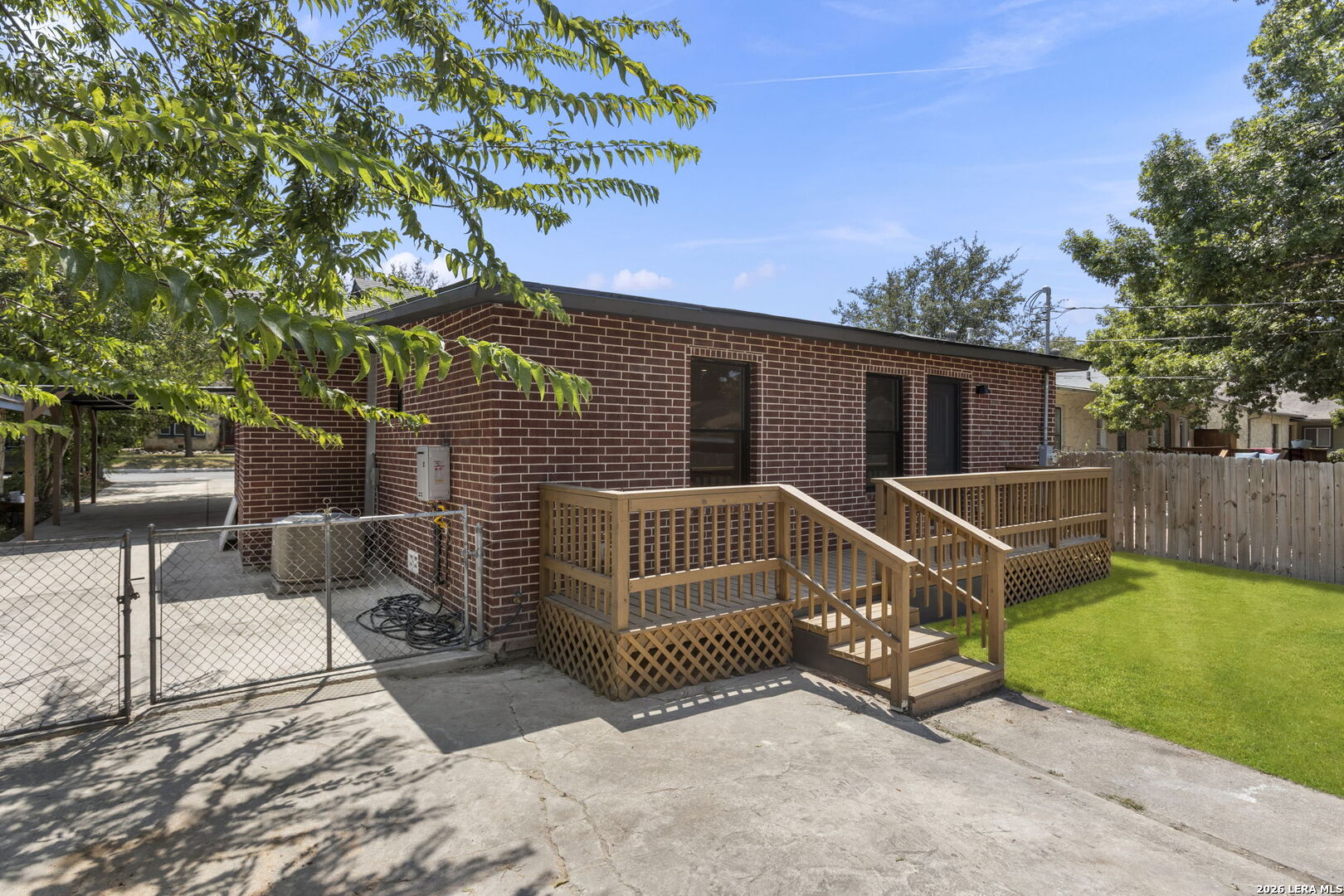 main property photo 32