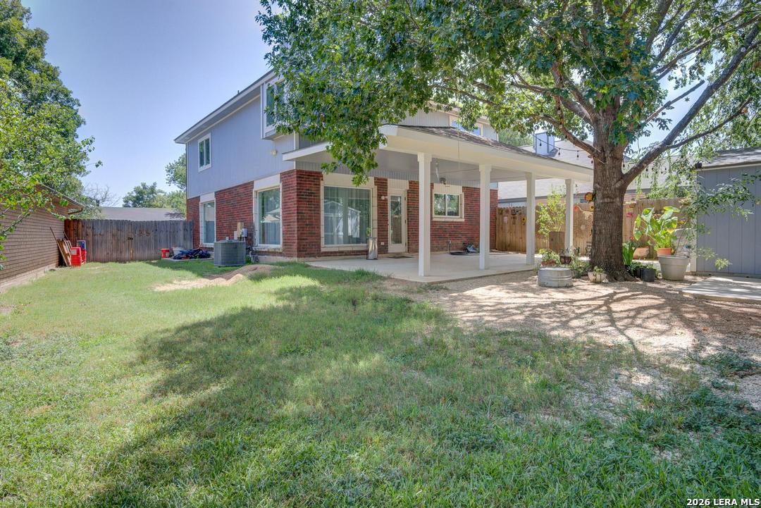 main property photo 28