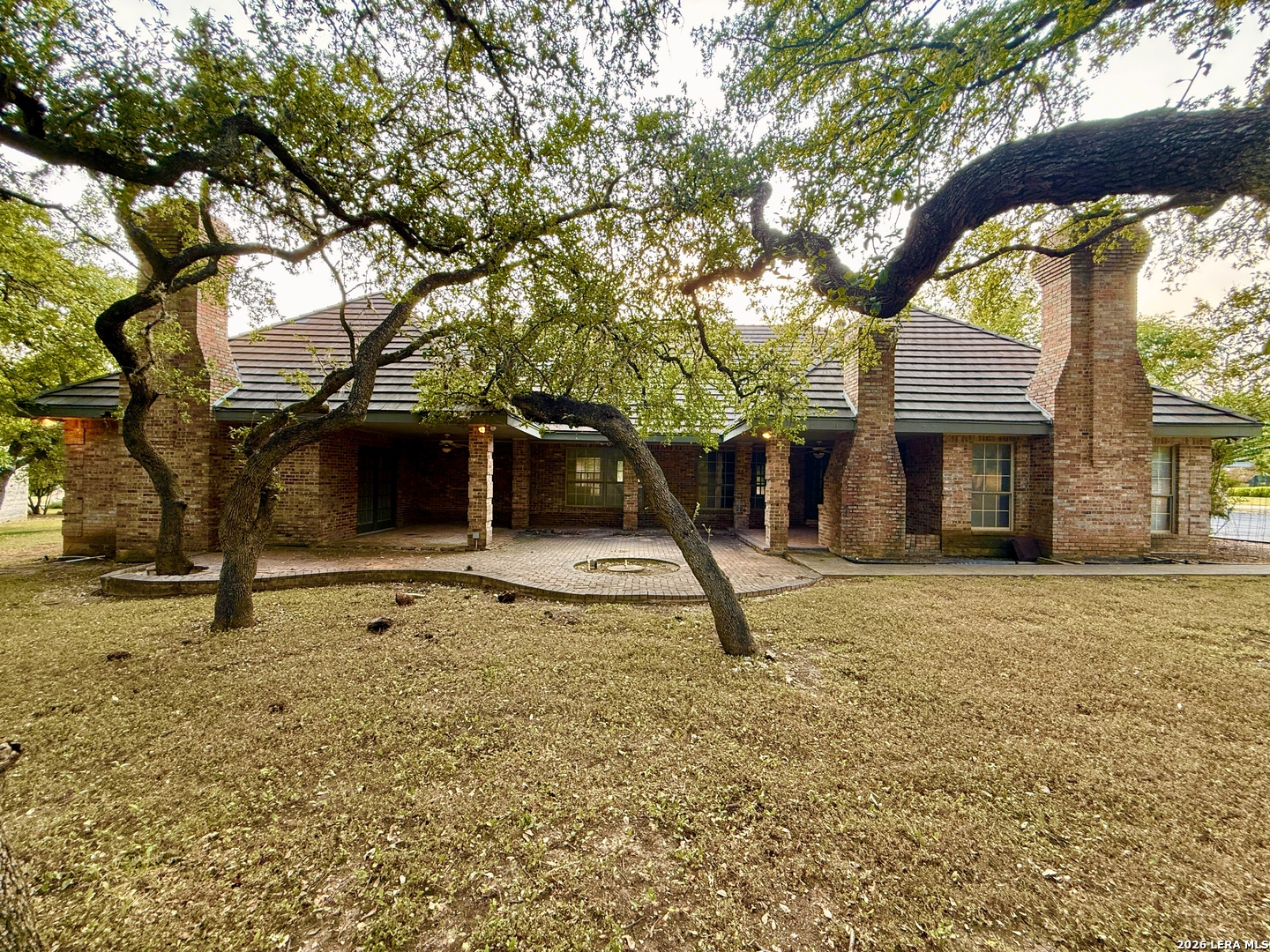 main property photo 40