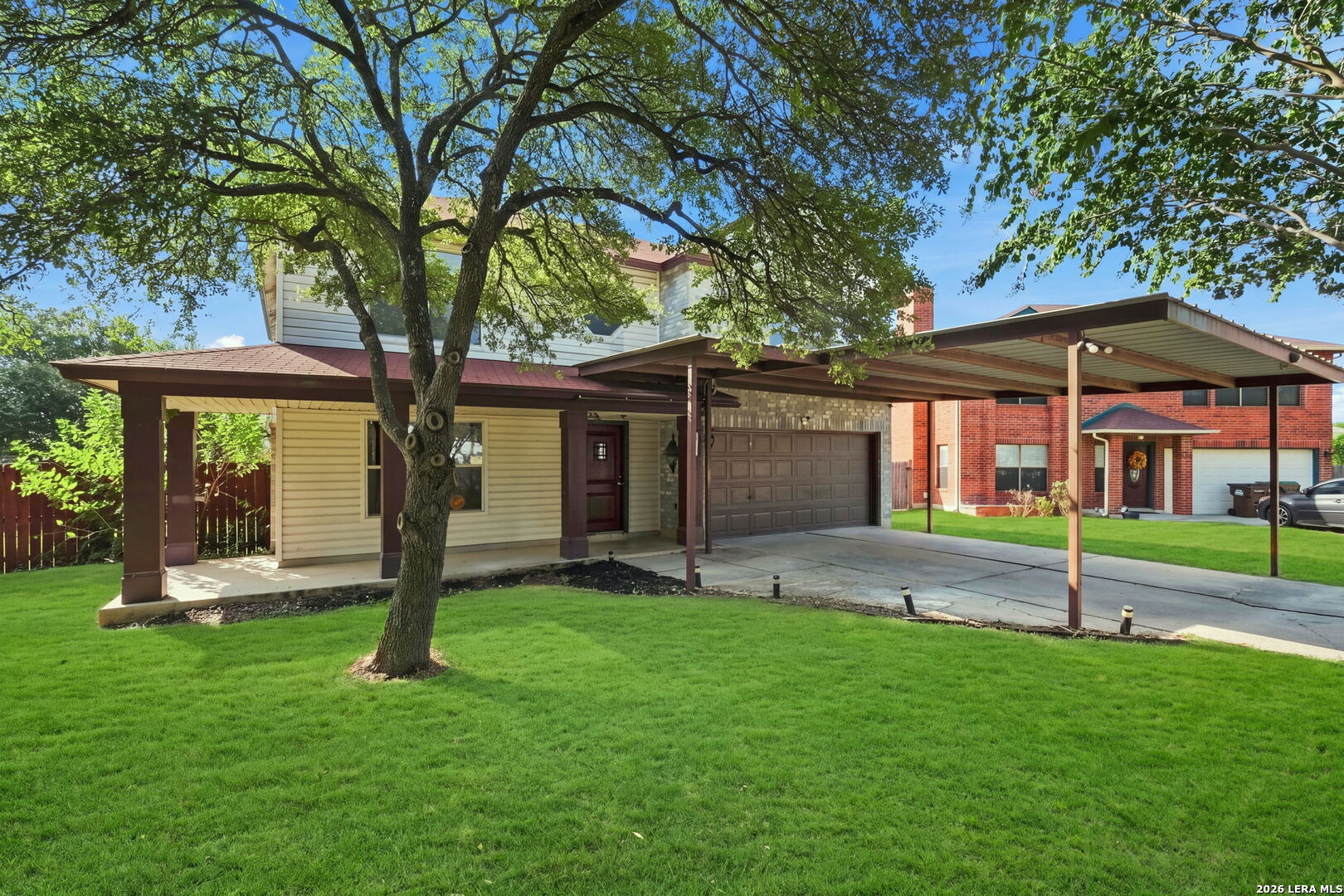 main property photo 2