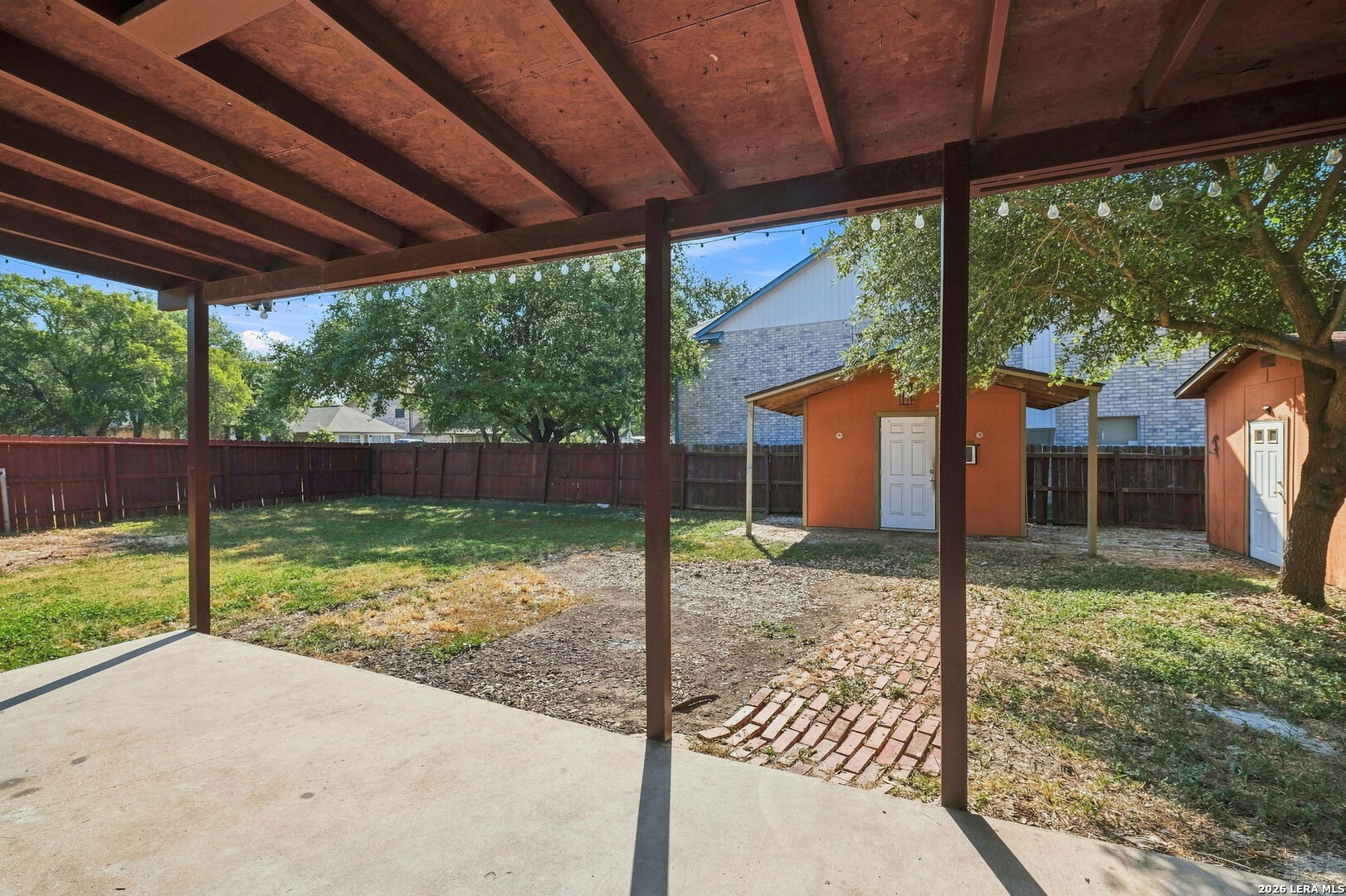 main property photo 34
