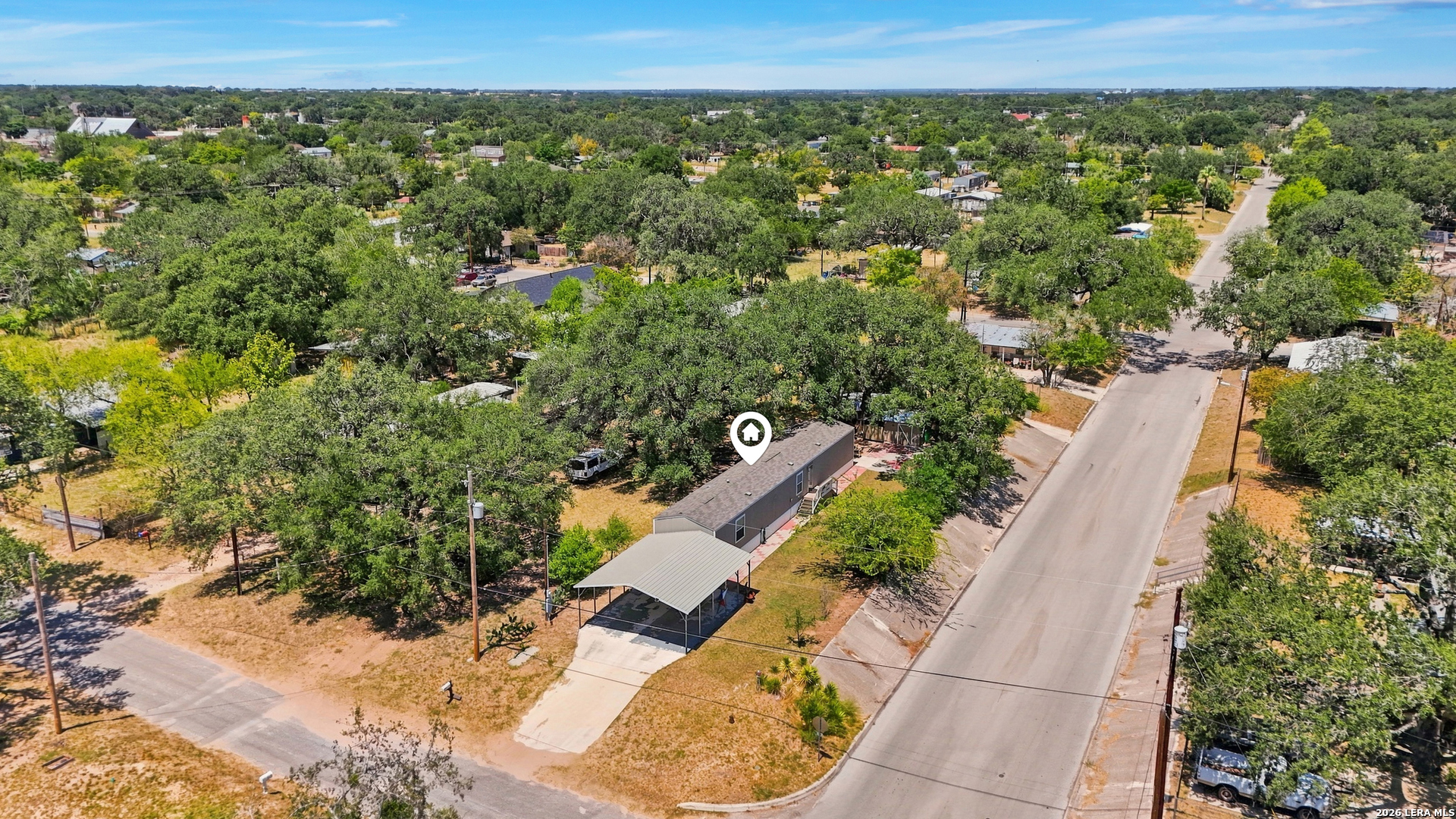 main property photo 31
