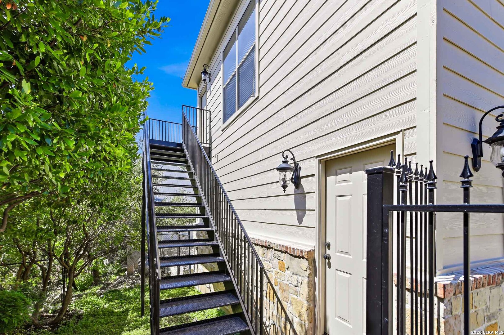main property photo 77