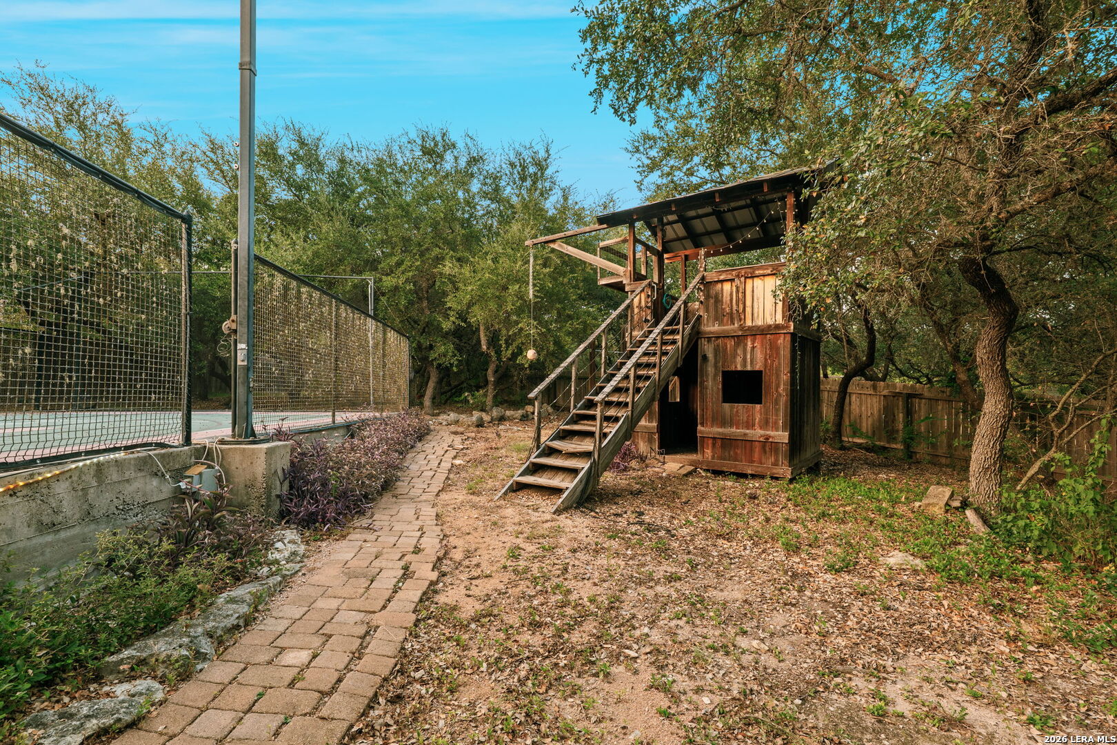 main property photo 59