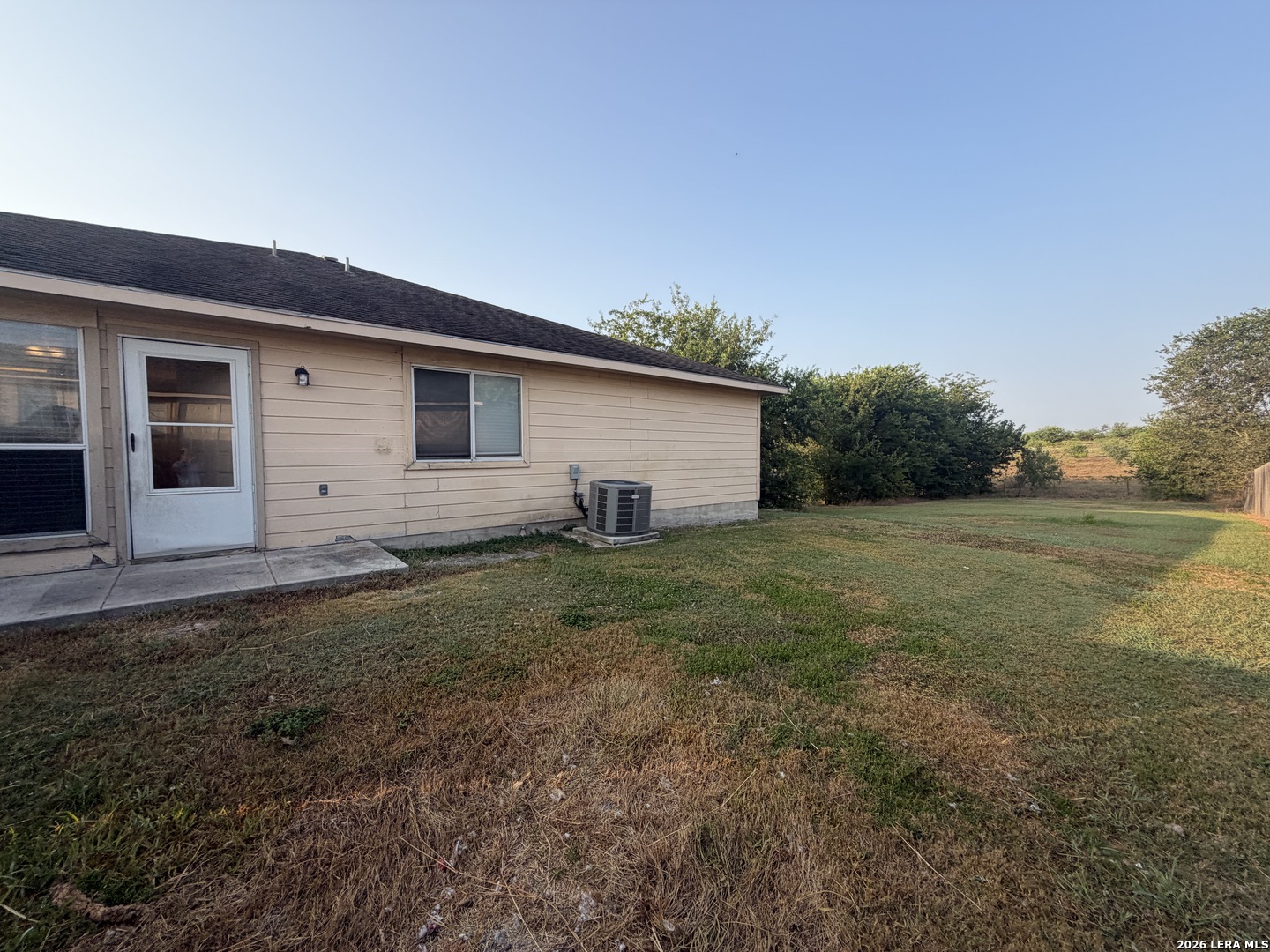 main property photo 16
