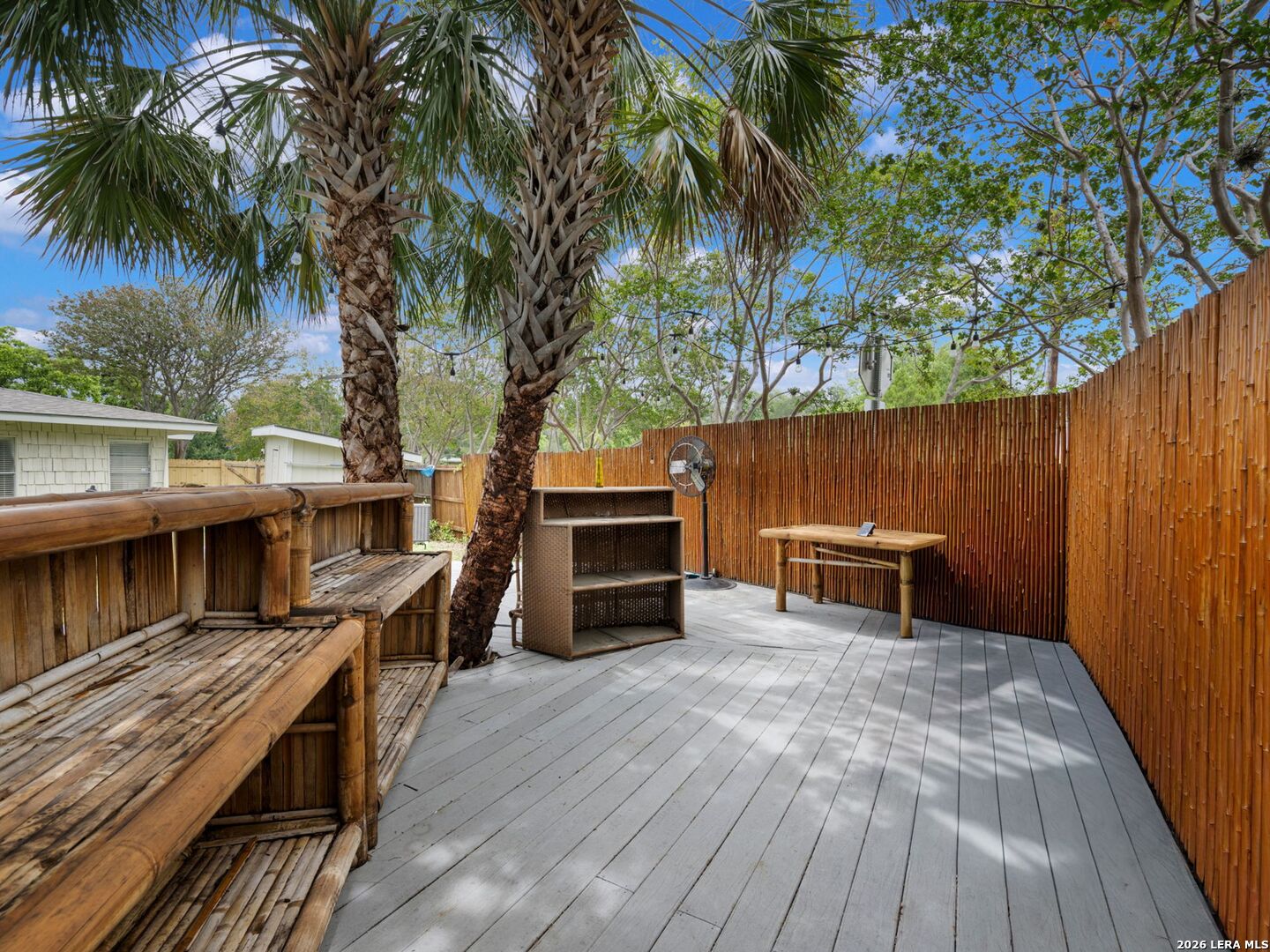 main property photo 40