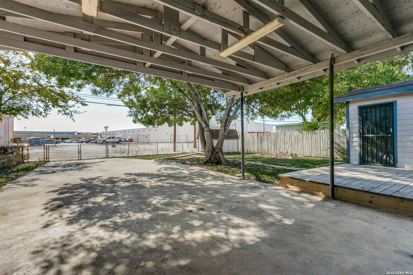 main property photo 29