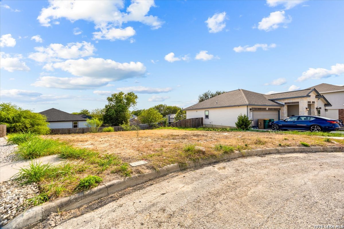 main property photo 34