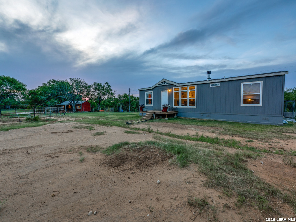 main property photo 11