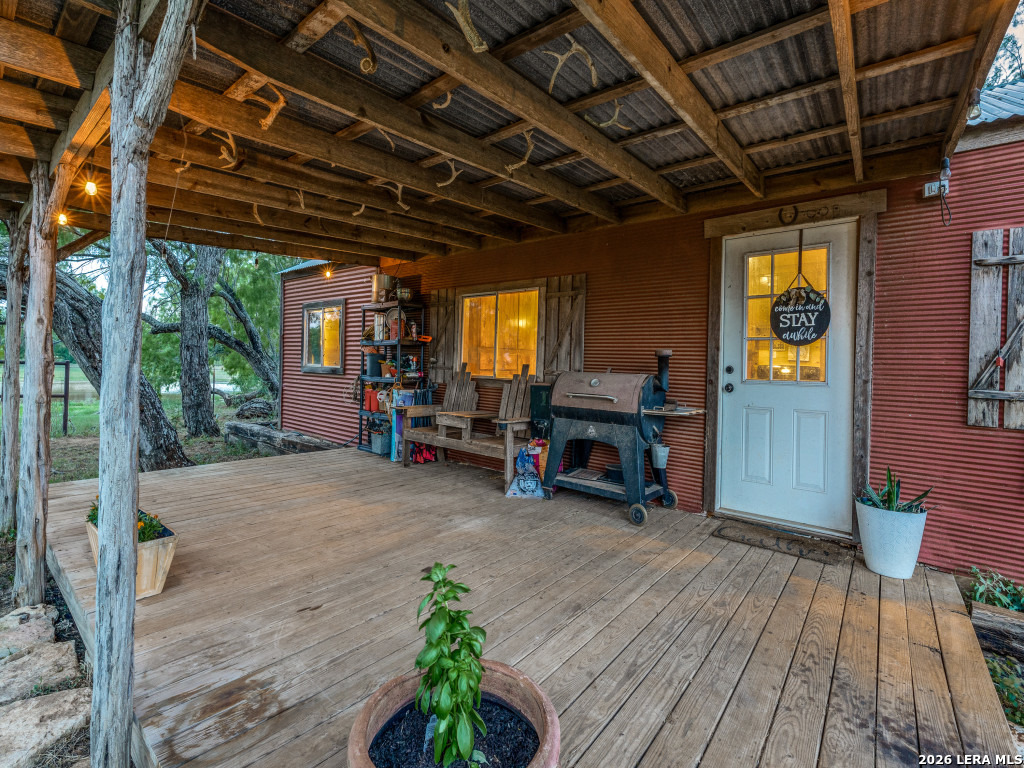 main property photo 13