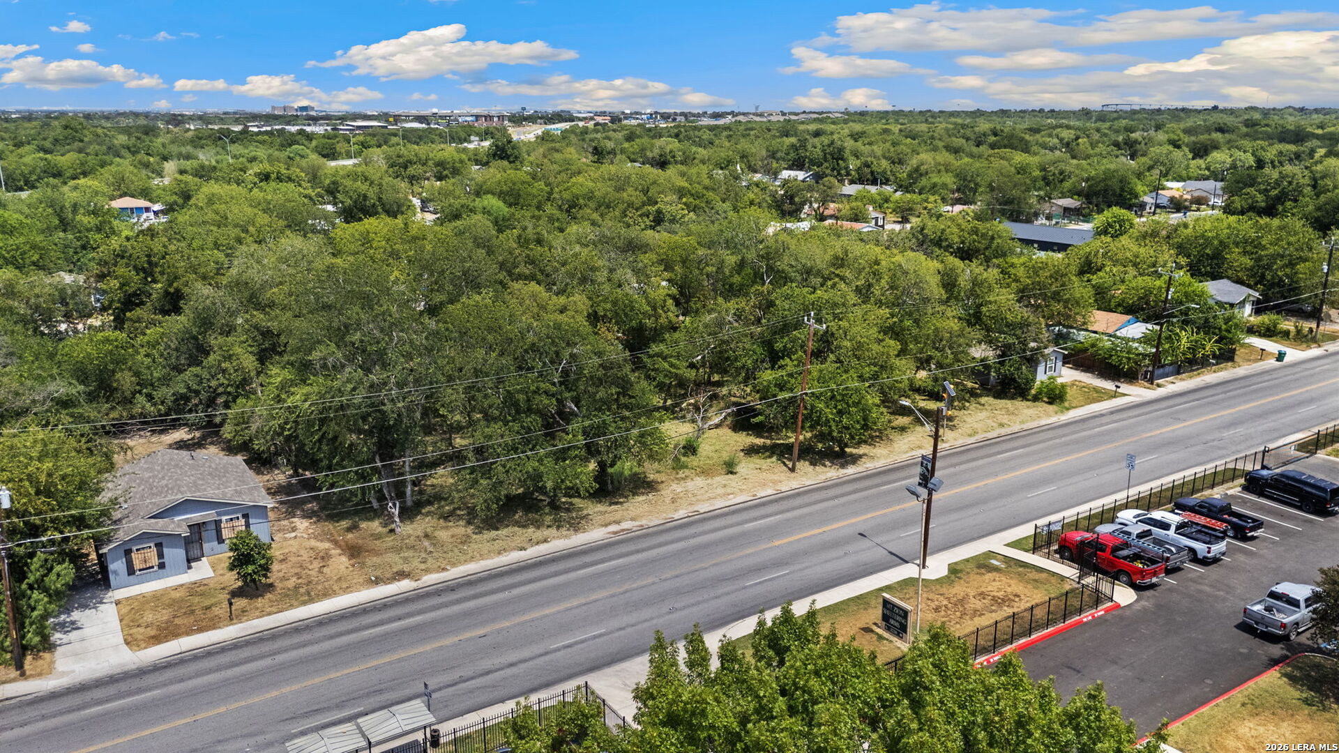 main property photo 17