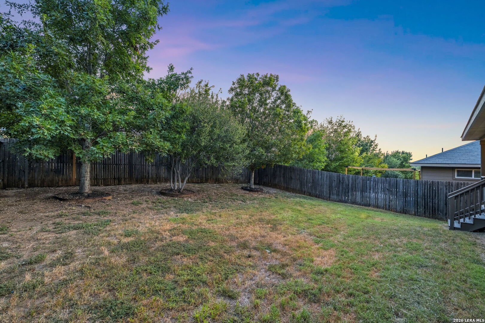 main property photo 27