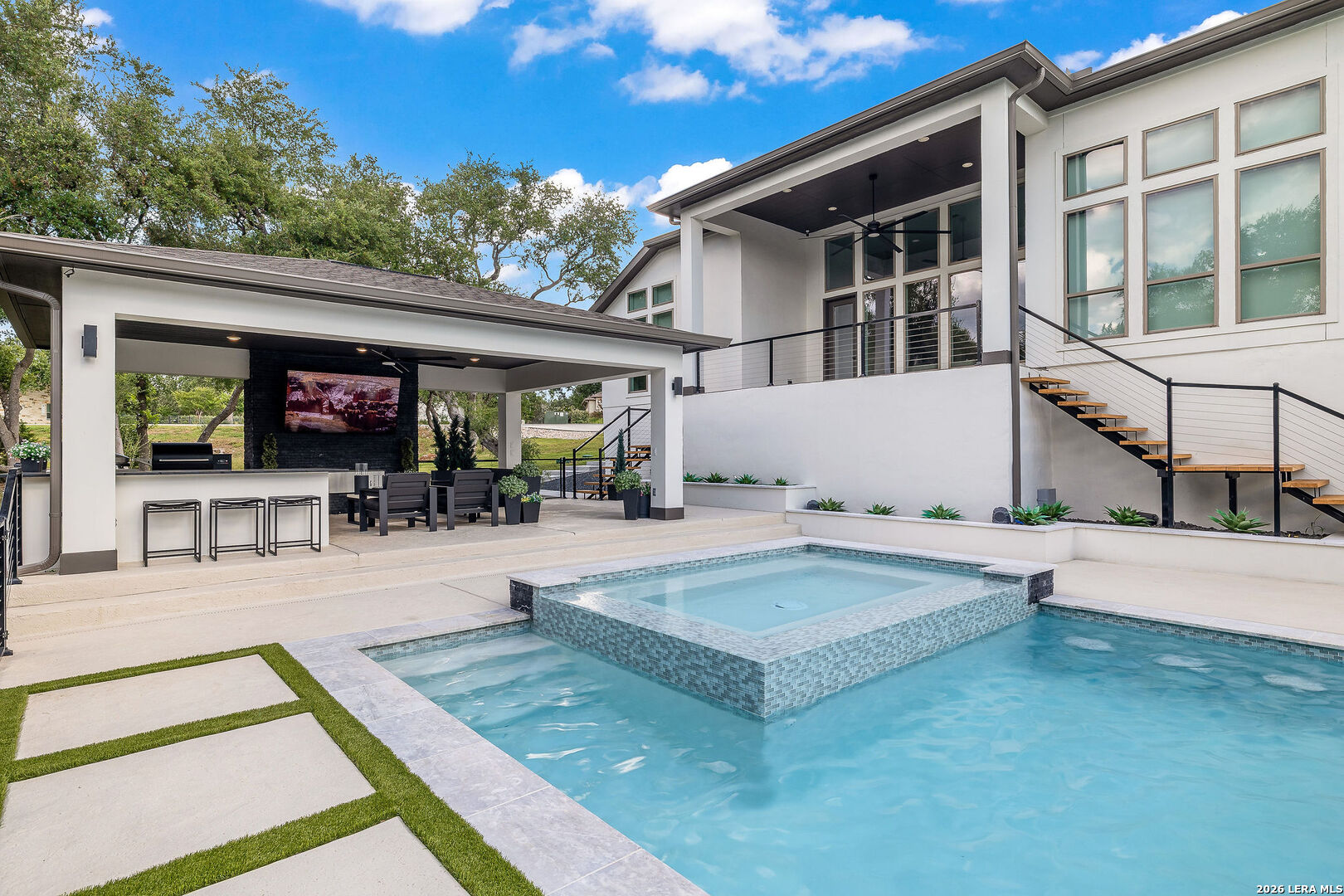 main property photo 46