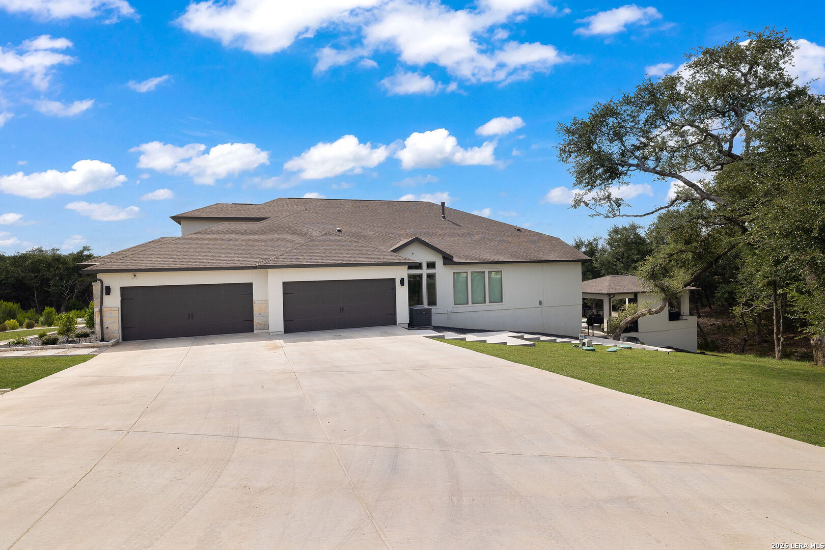 main property photo 57