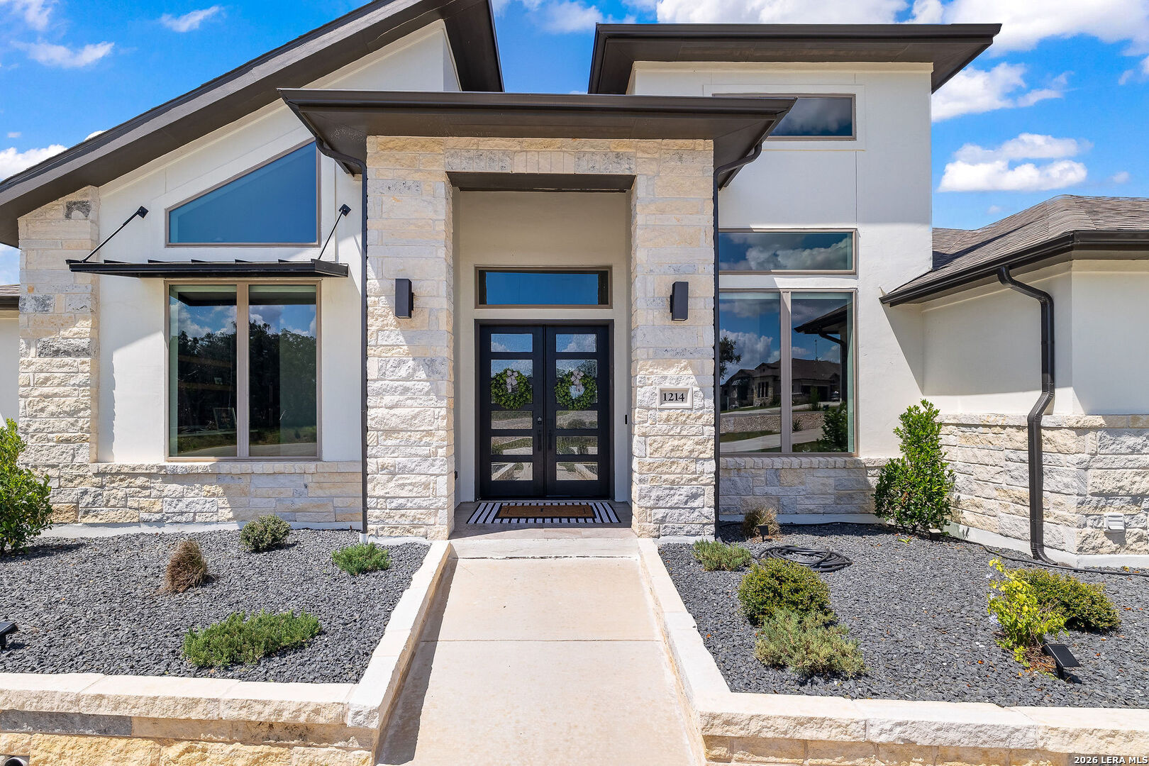 main property photo 61