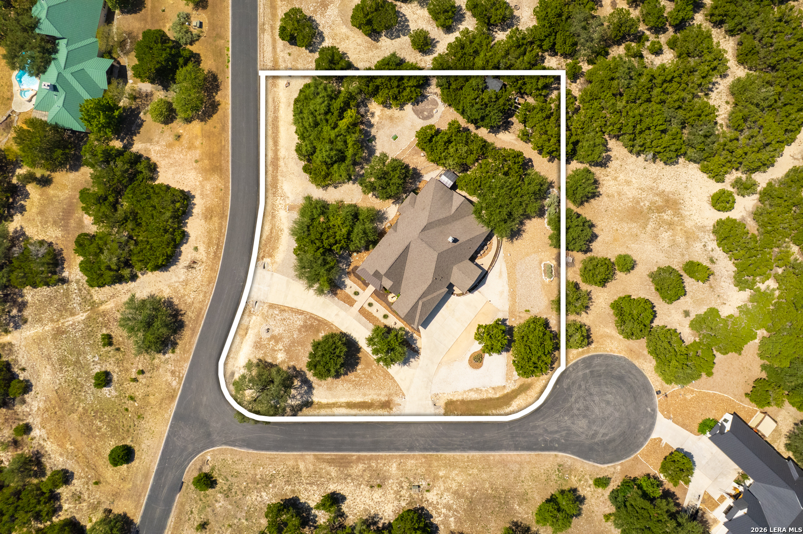 main property photo 45
