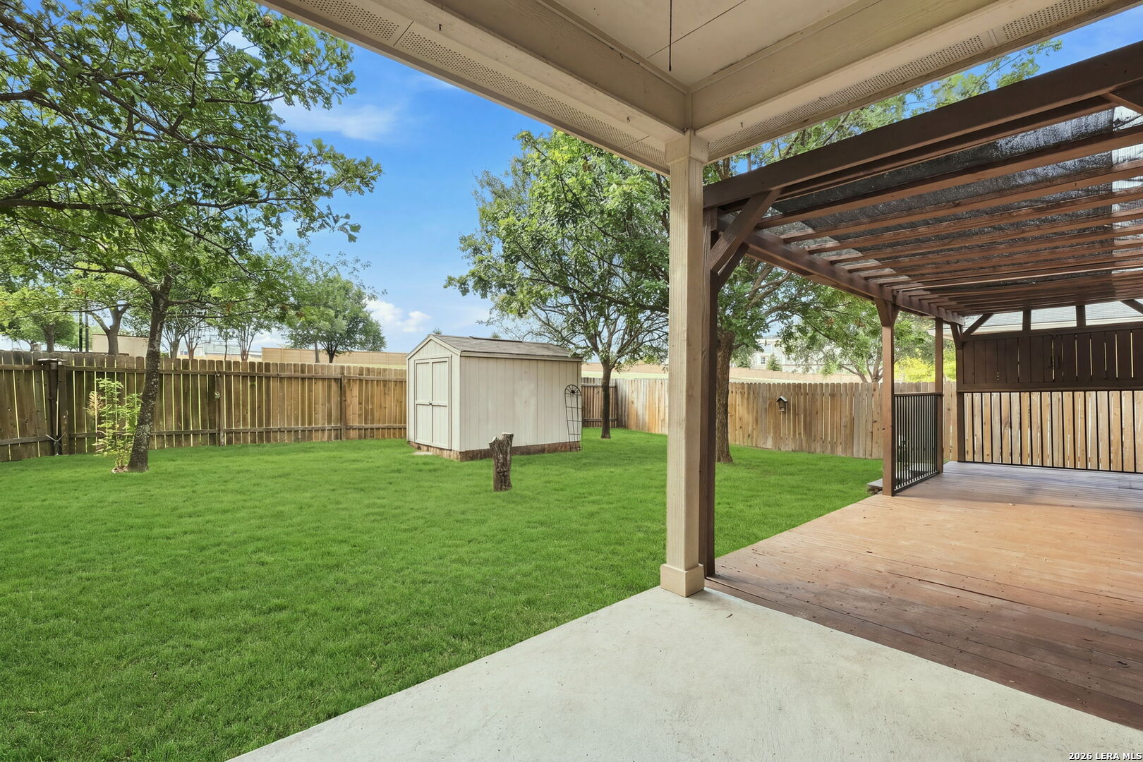 main property photo 32