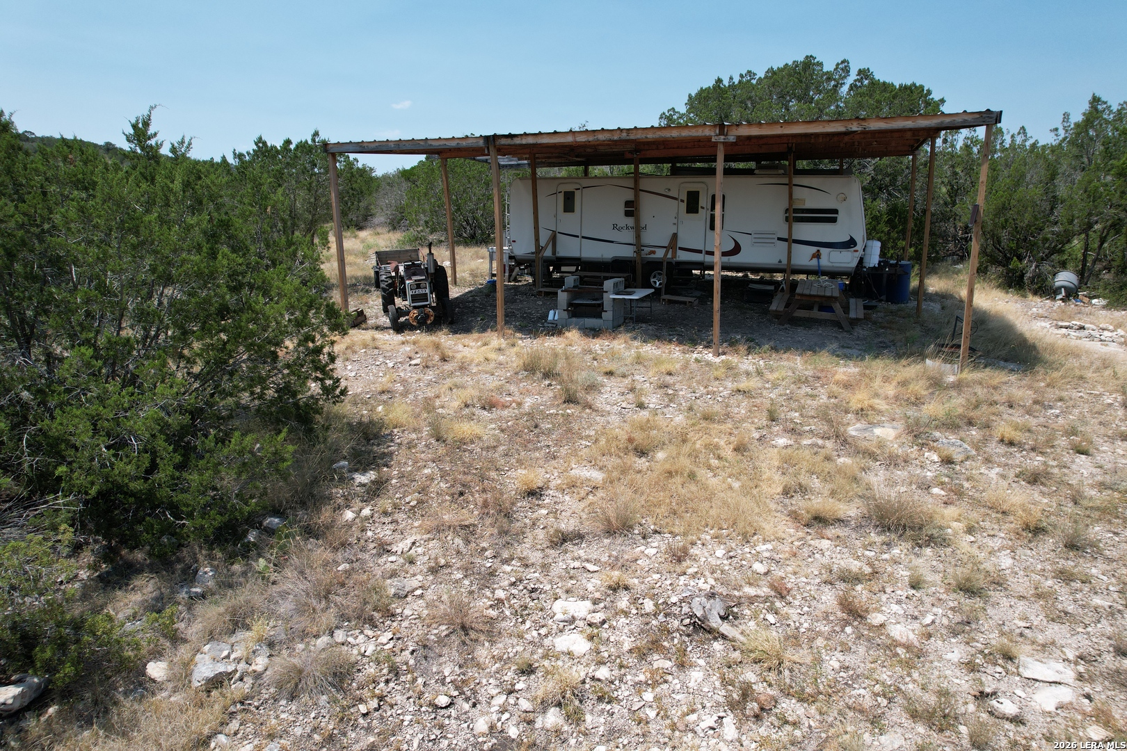 main property photo 8