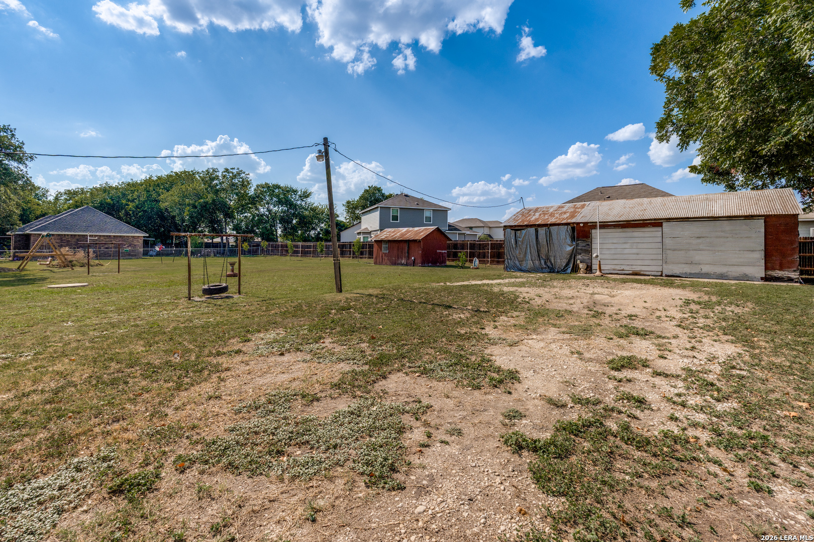 main property photo 21