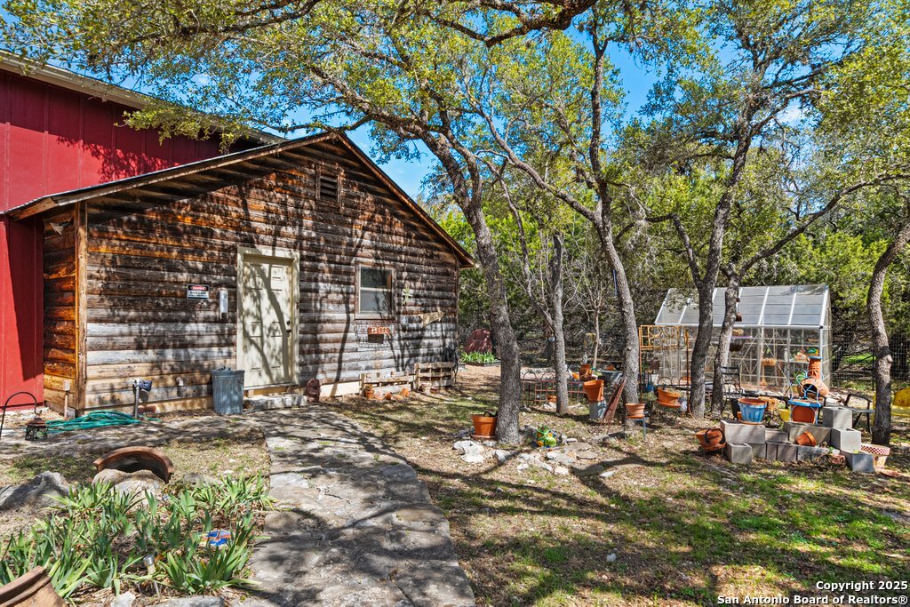 main property photo 15