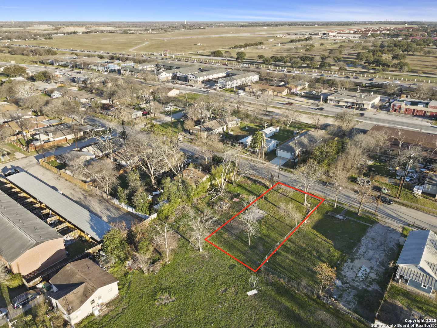 main property photo 17