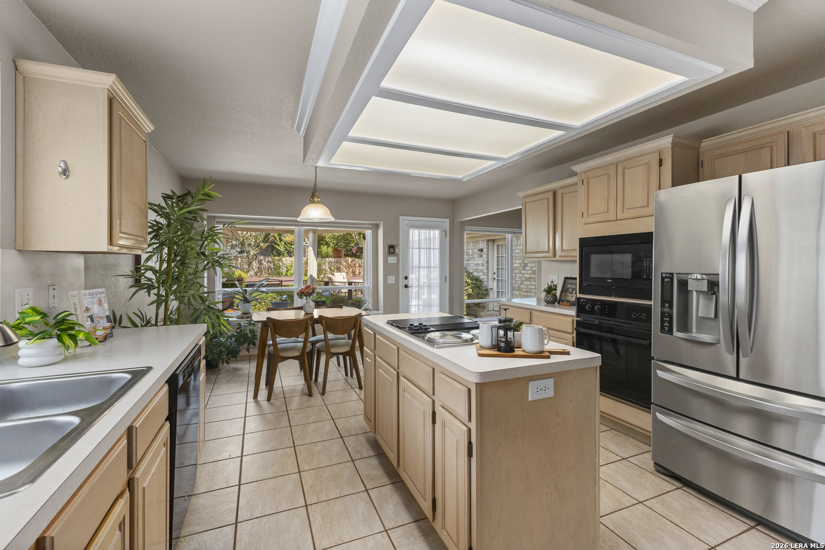 main property photo 17