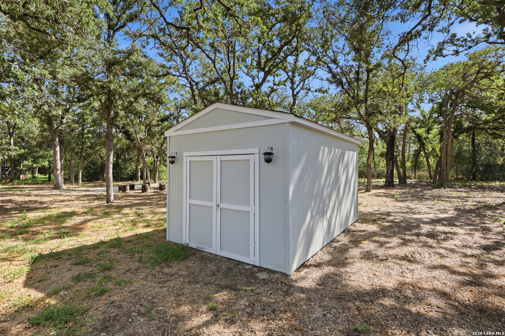 main property photo 20