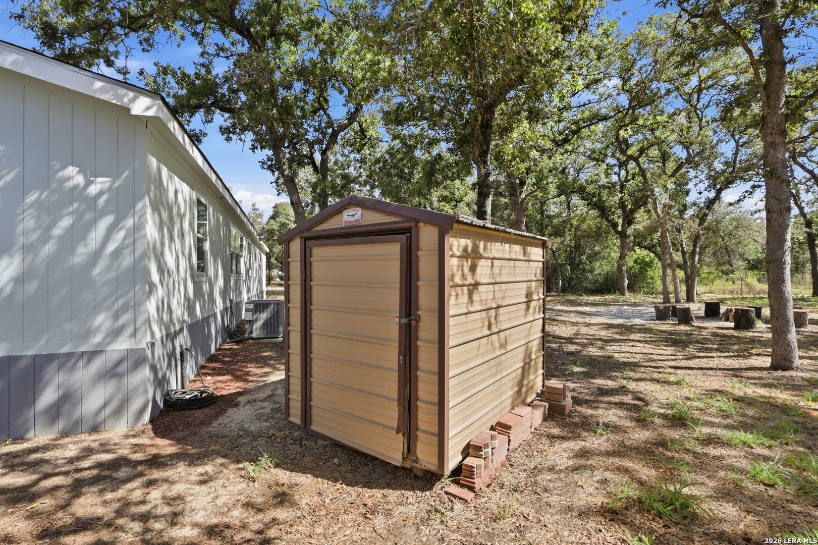 main property photo 21