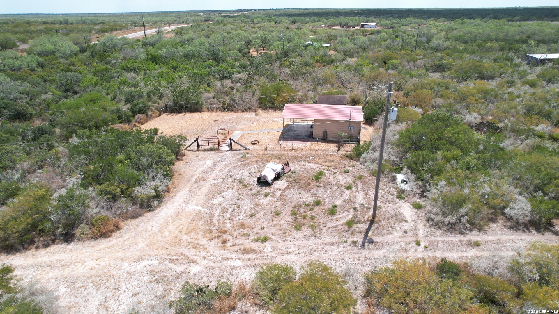 main property photo 3