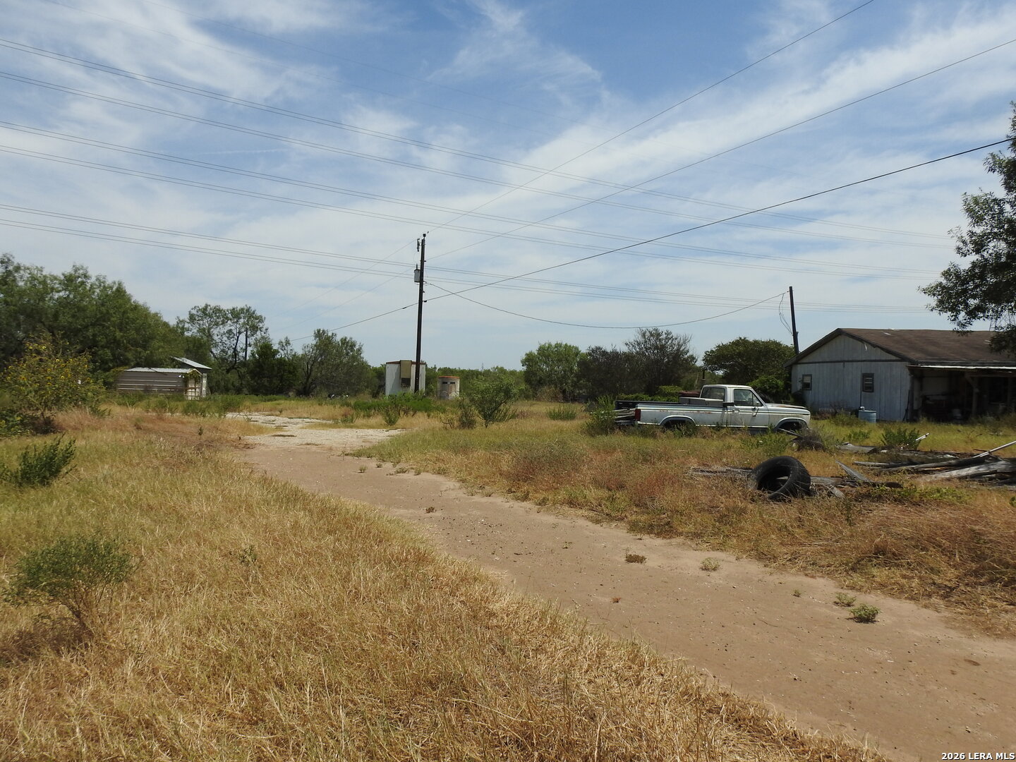 main property photo 4