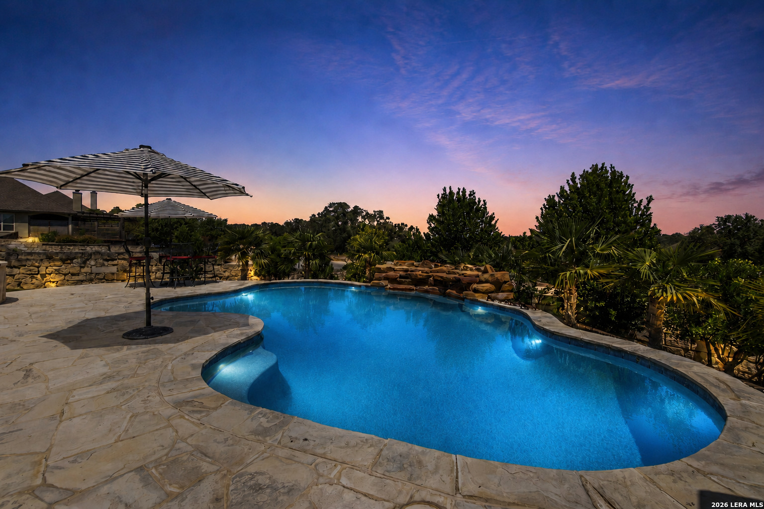 main property photo 41