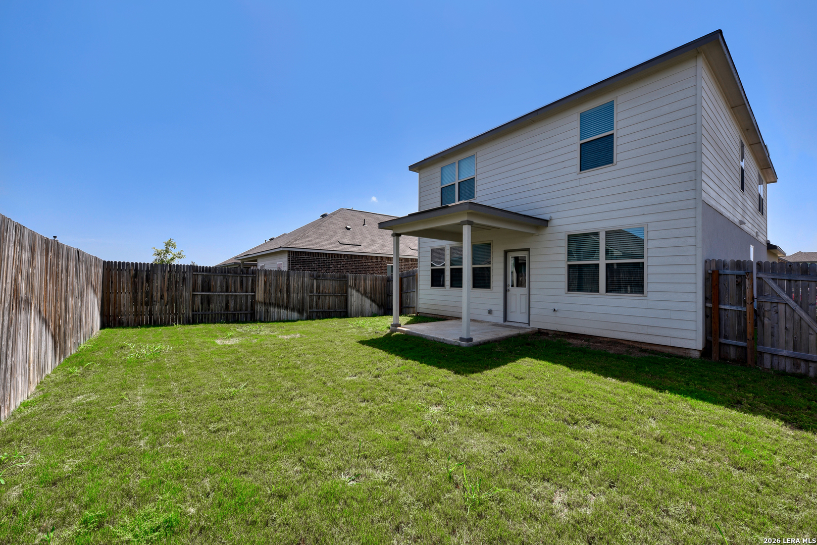 main property photo 29
