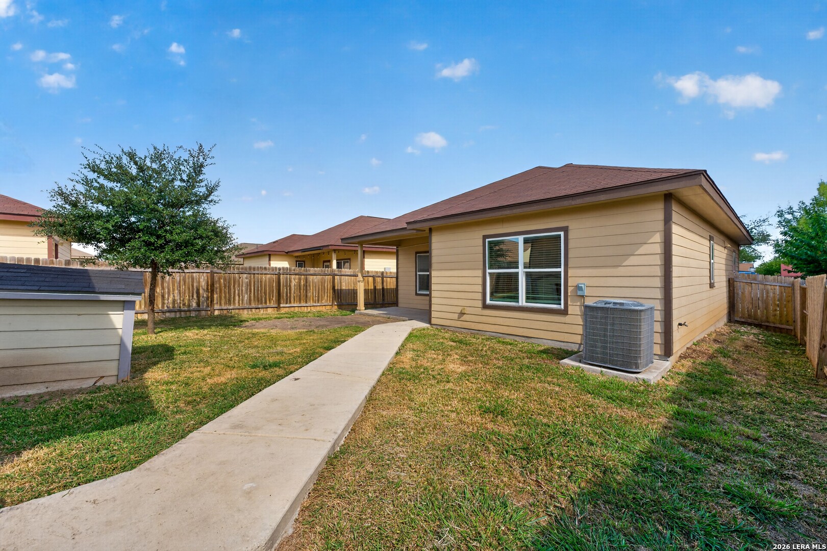 main property photo 21