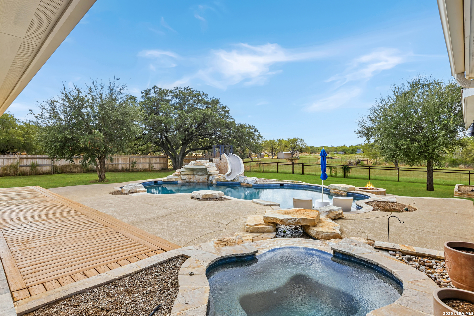 main property photo 42