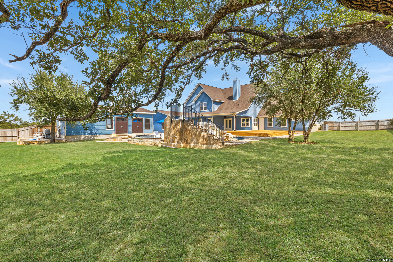 main property photo 45