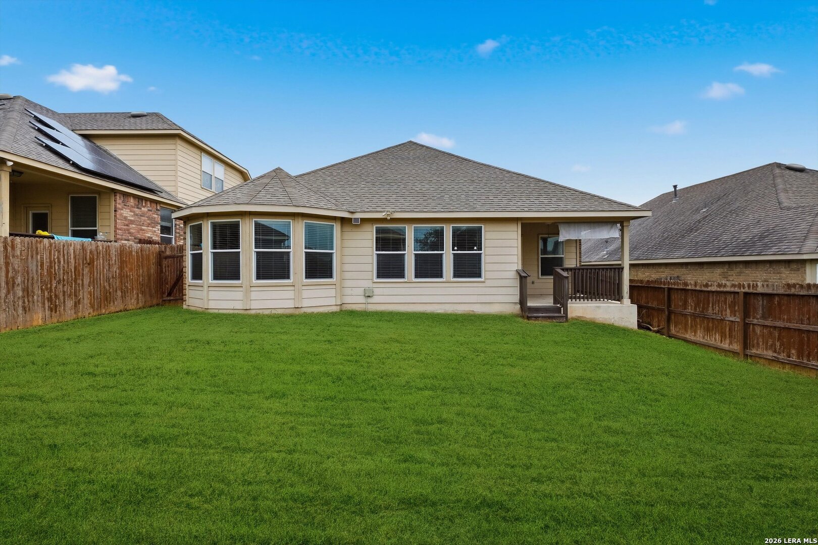main property photo 17