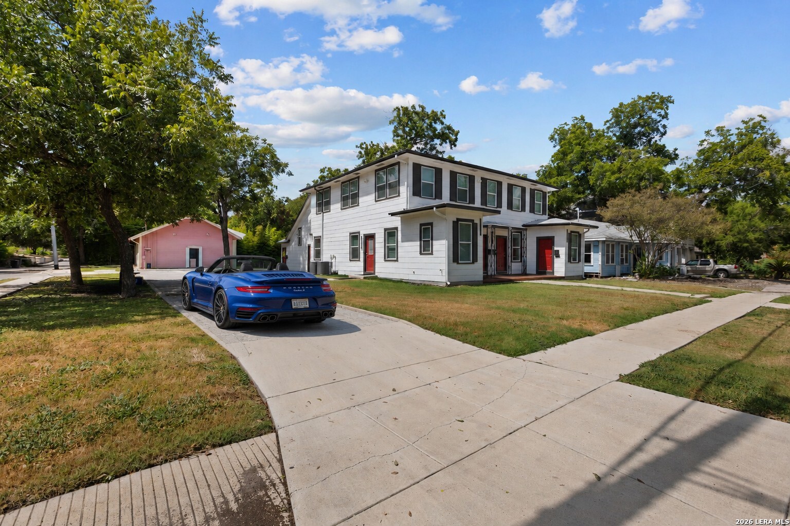 main property photo 6