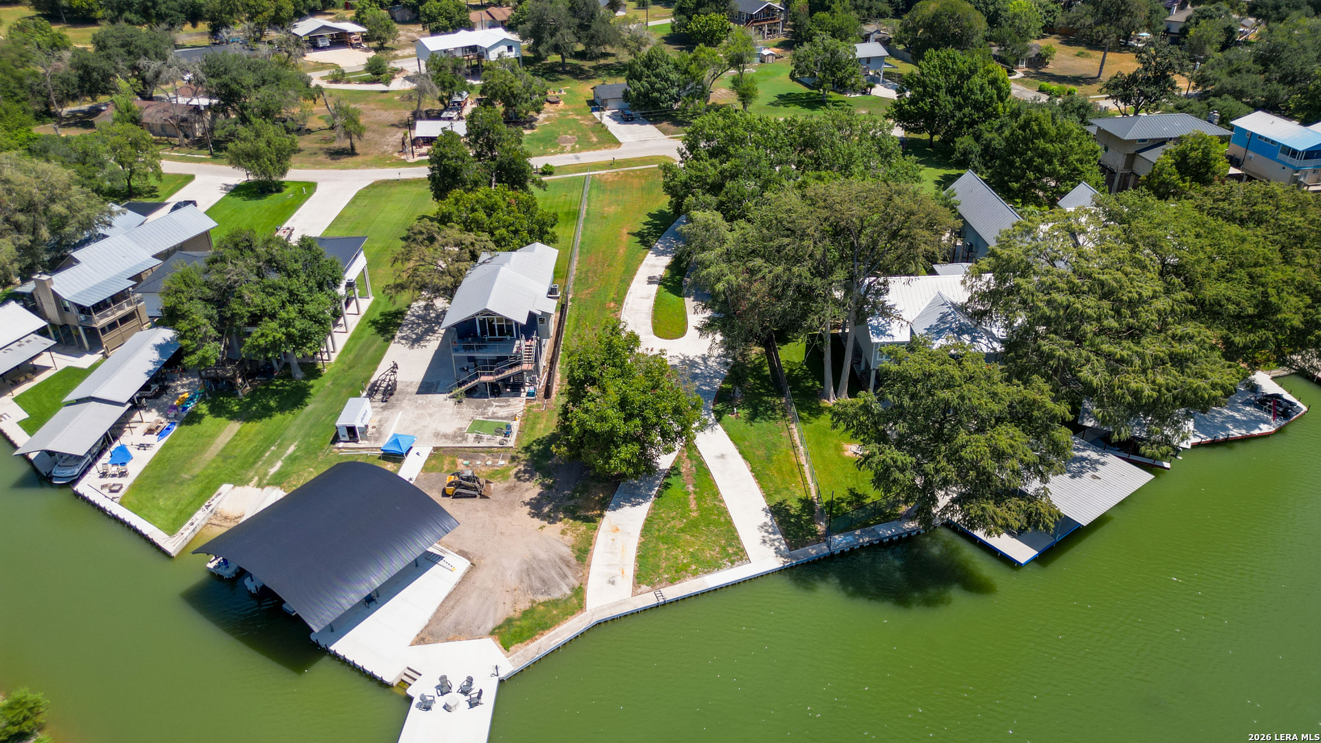 main property photo 10