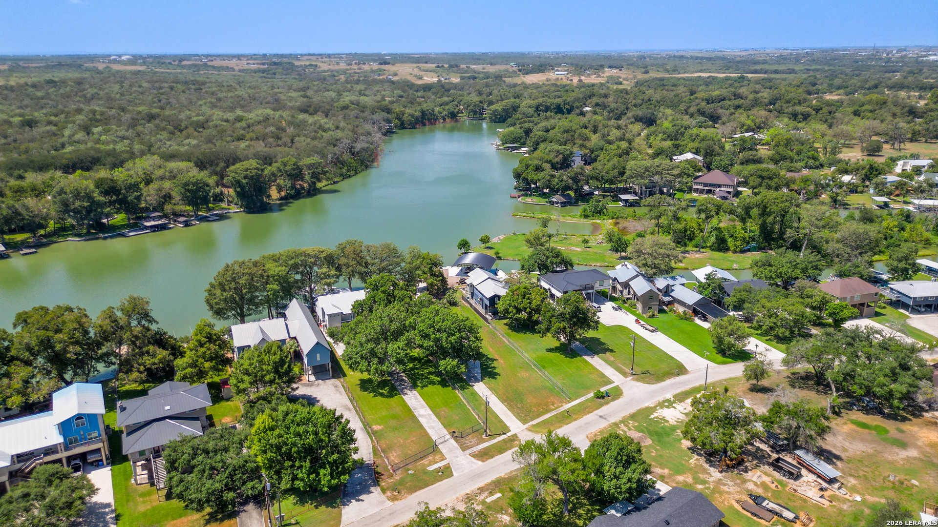main property photo 14