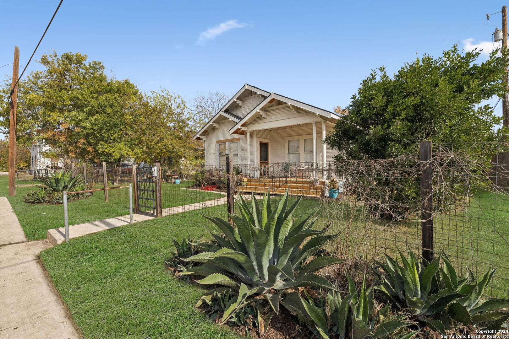 main property photo 19