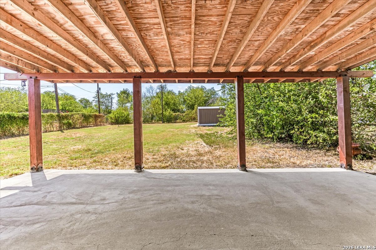 main property photo 20
