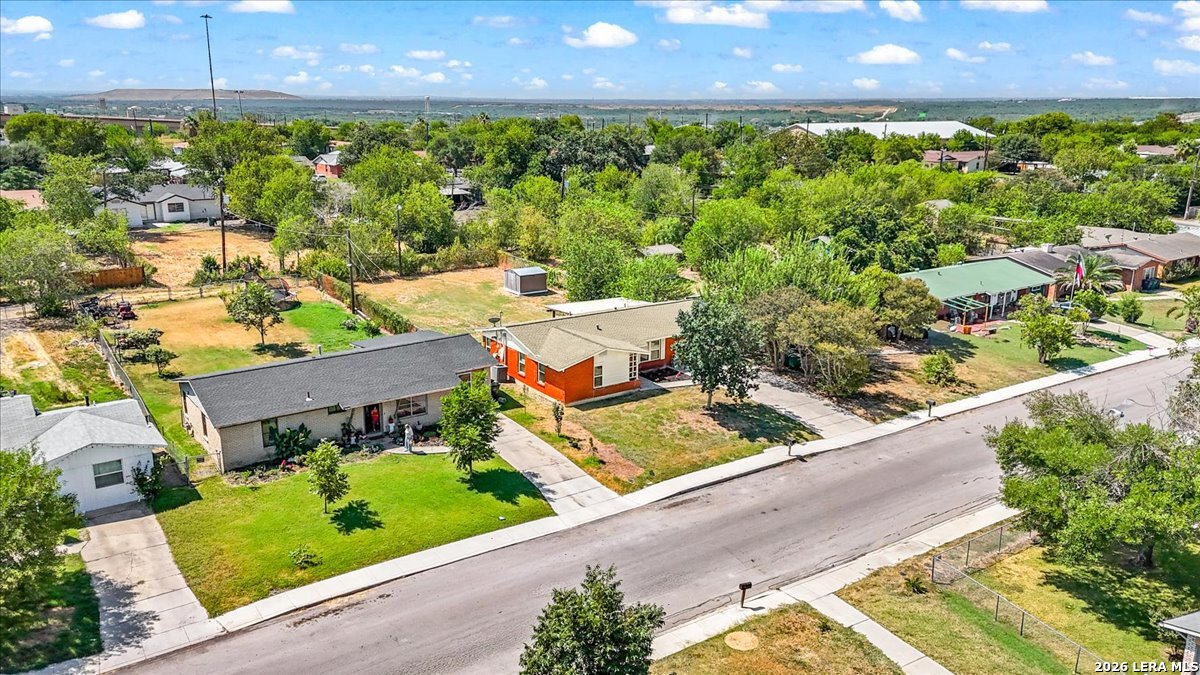 main property photo 22