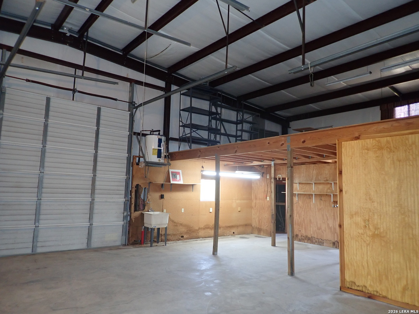 main property photo 22