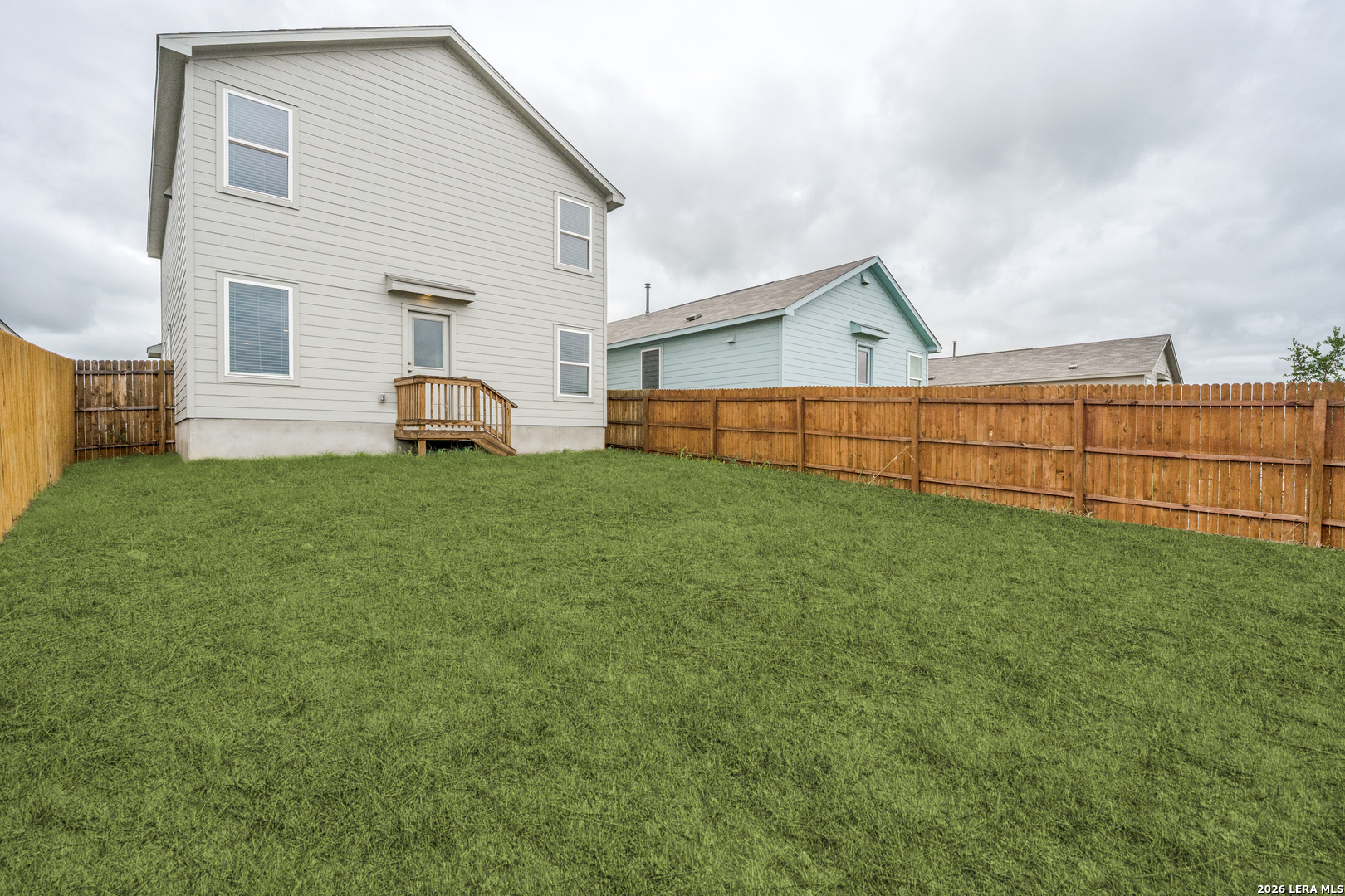 main property photo 24