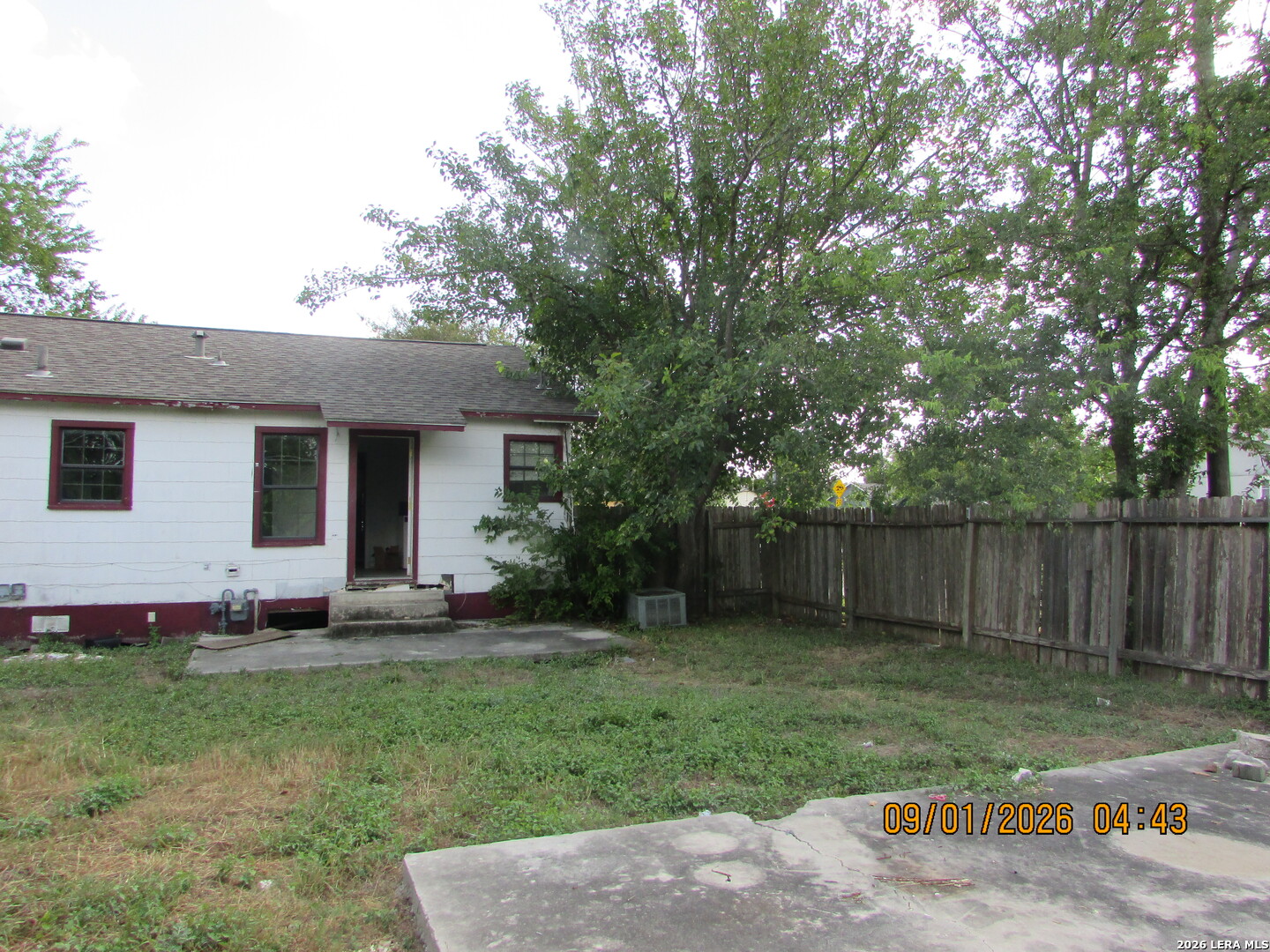 main property photo 18