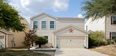 image of property with 4 Bed | 2 Bath | 1,995 Sqft