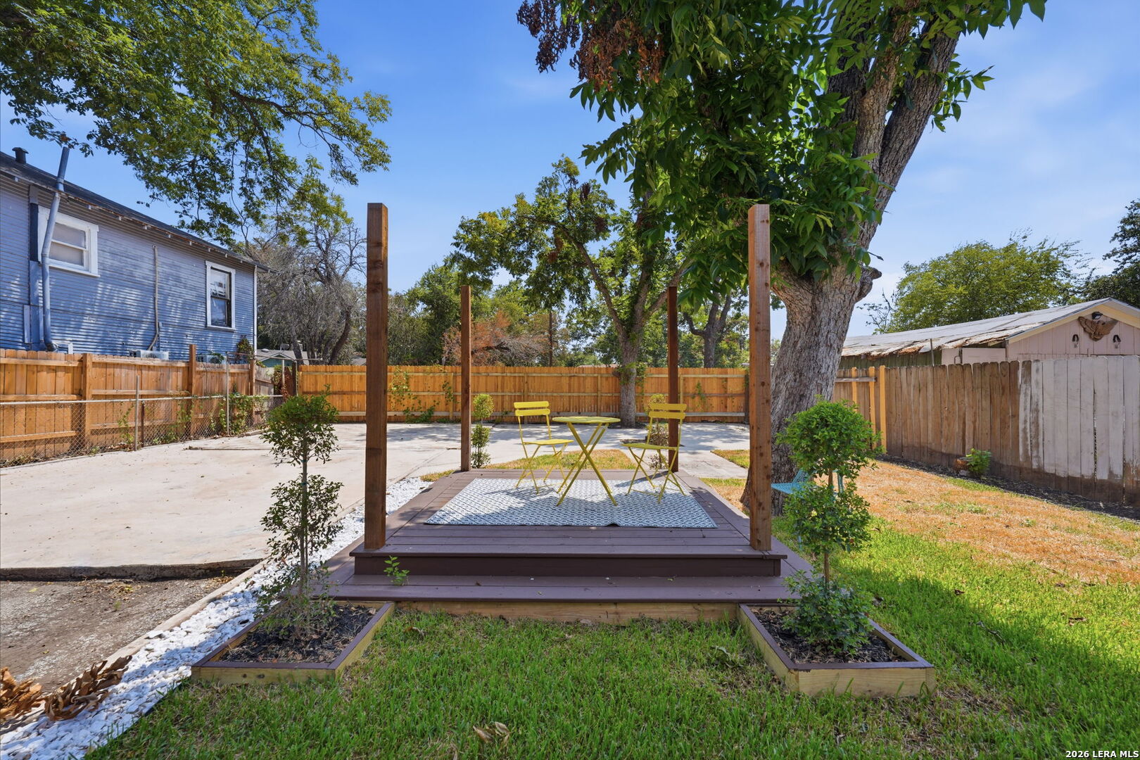 main property photo 21