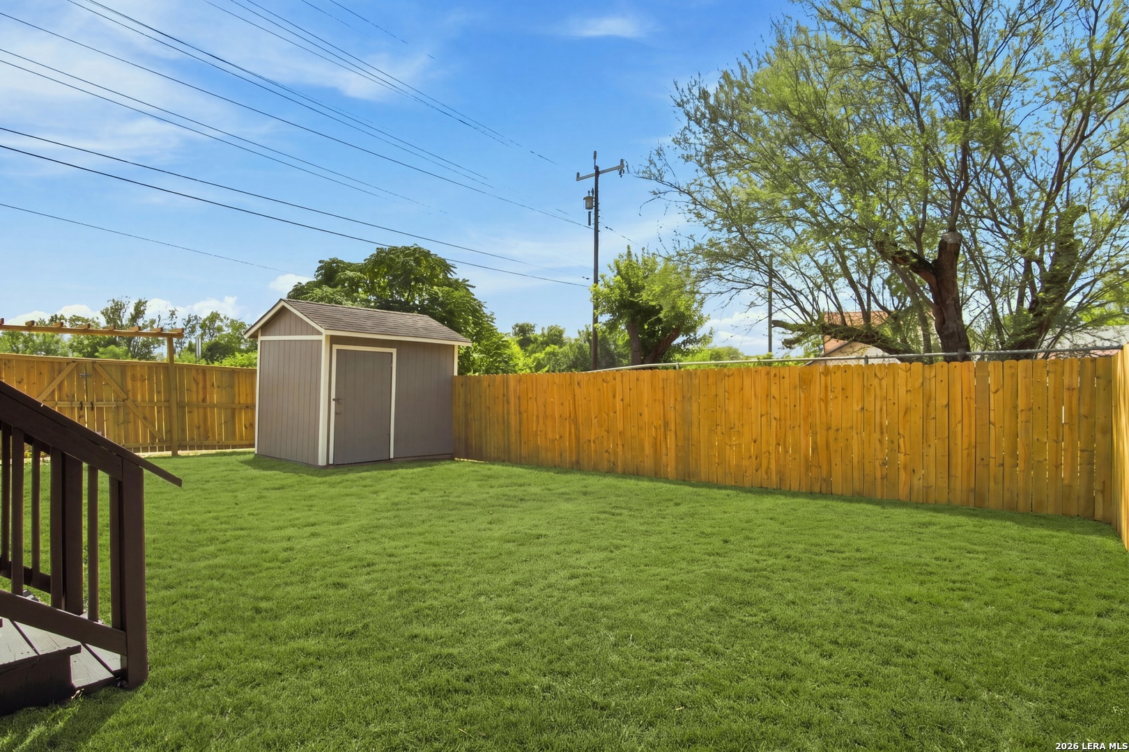 main property photo 24