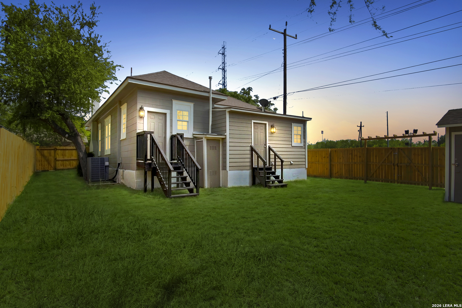 main property photo 28