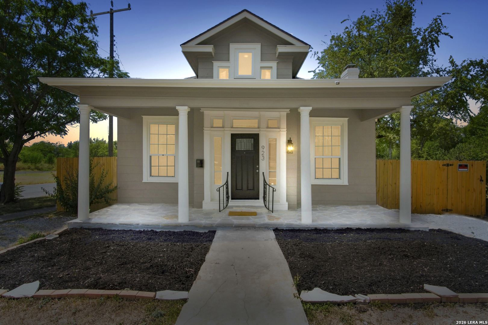 main property photo 29
